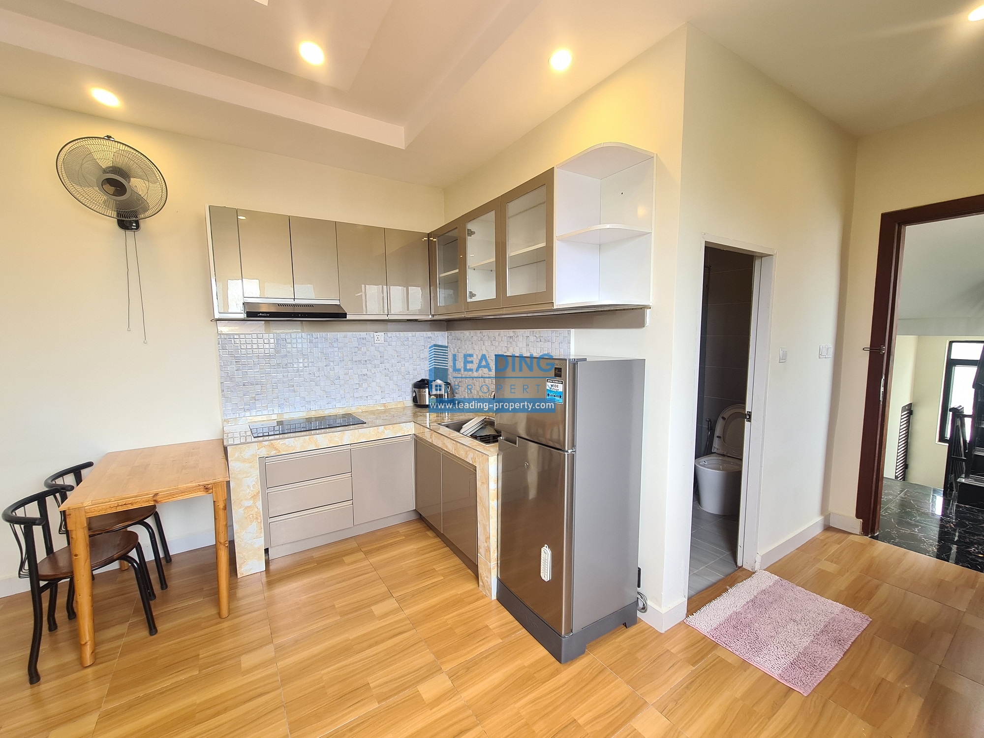 N267 - 1 Bedroom - $400 to $450 - Daun Penh