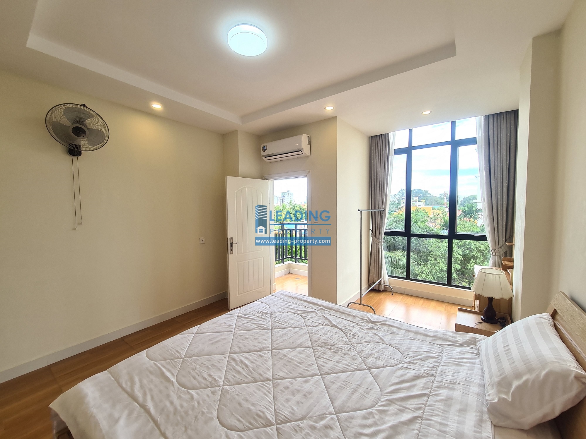 N267 - 1 Bedroom - $400 to $450 - Daun Penh