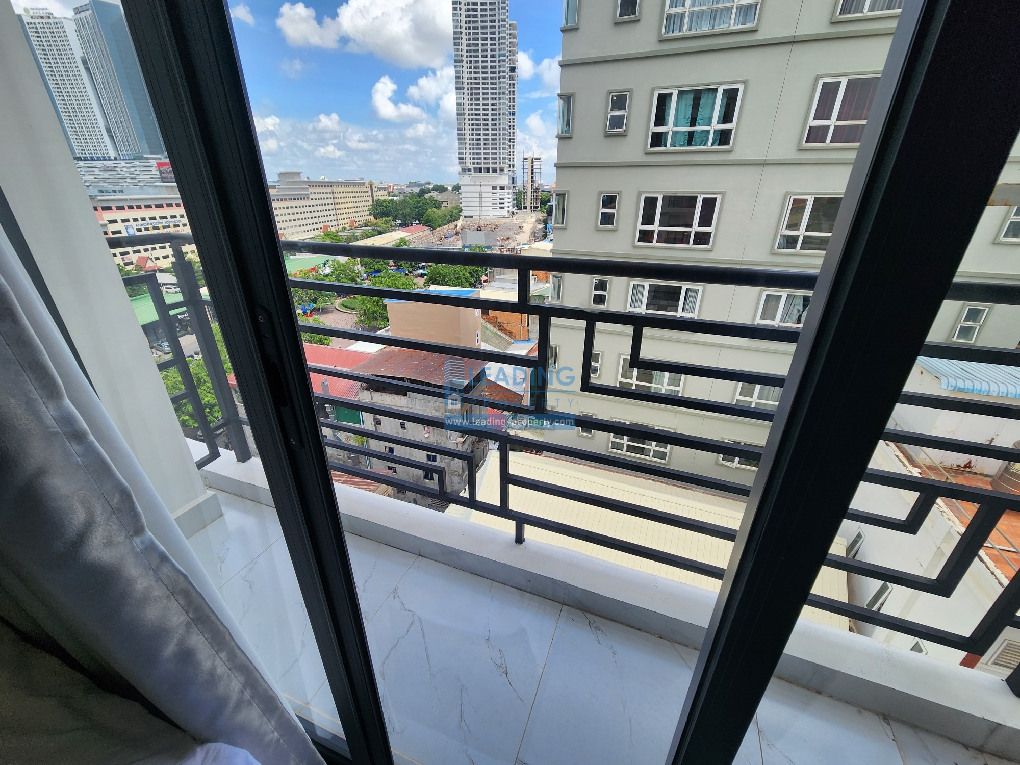 N212 - 1 Bedroom - $500 - Tonle Basac