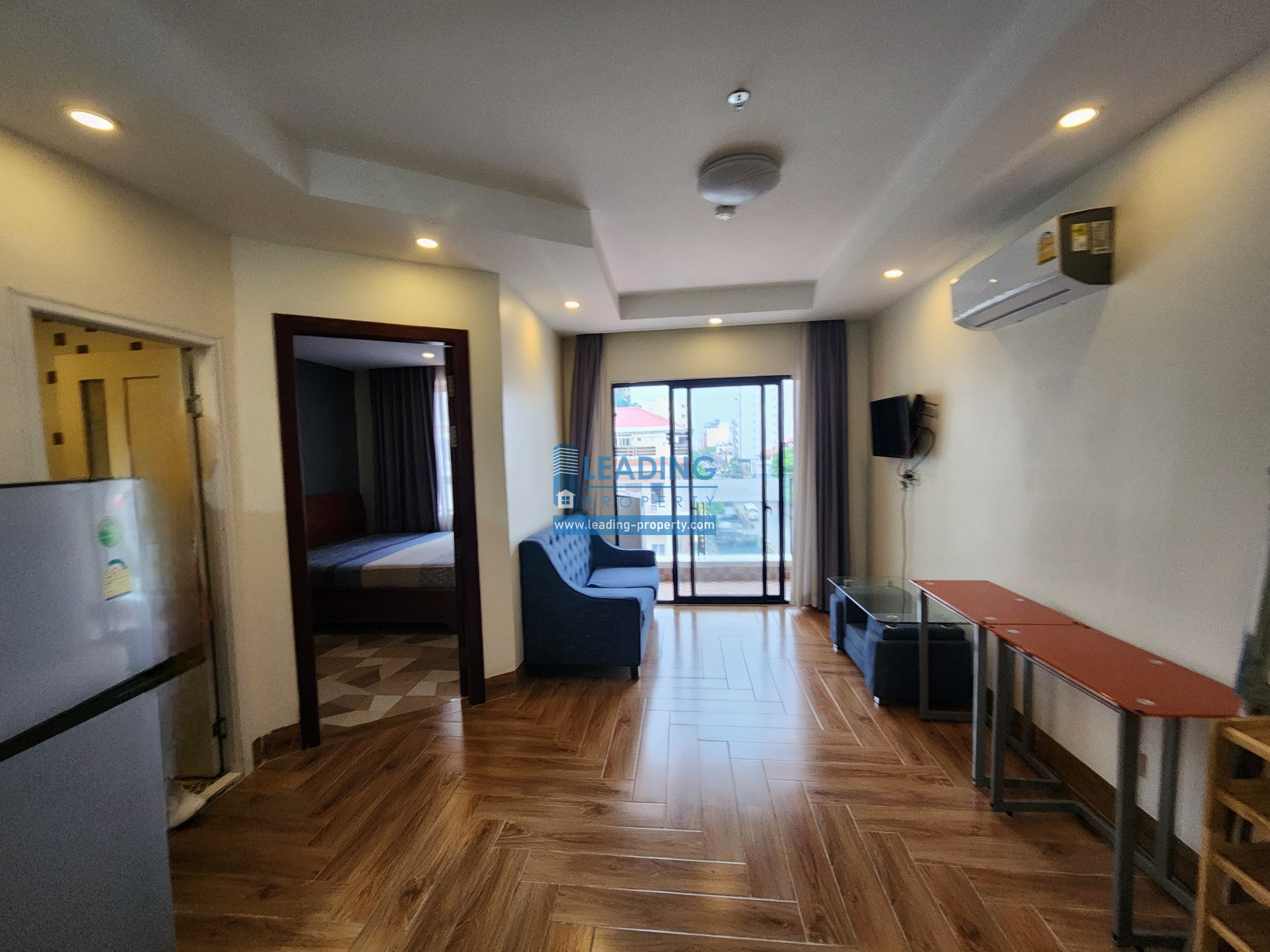 N1006 - 1 Bedroom - $300 to $350 - BKK3