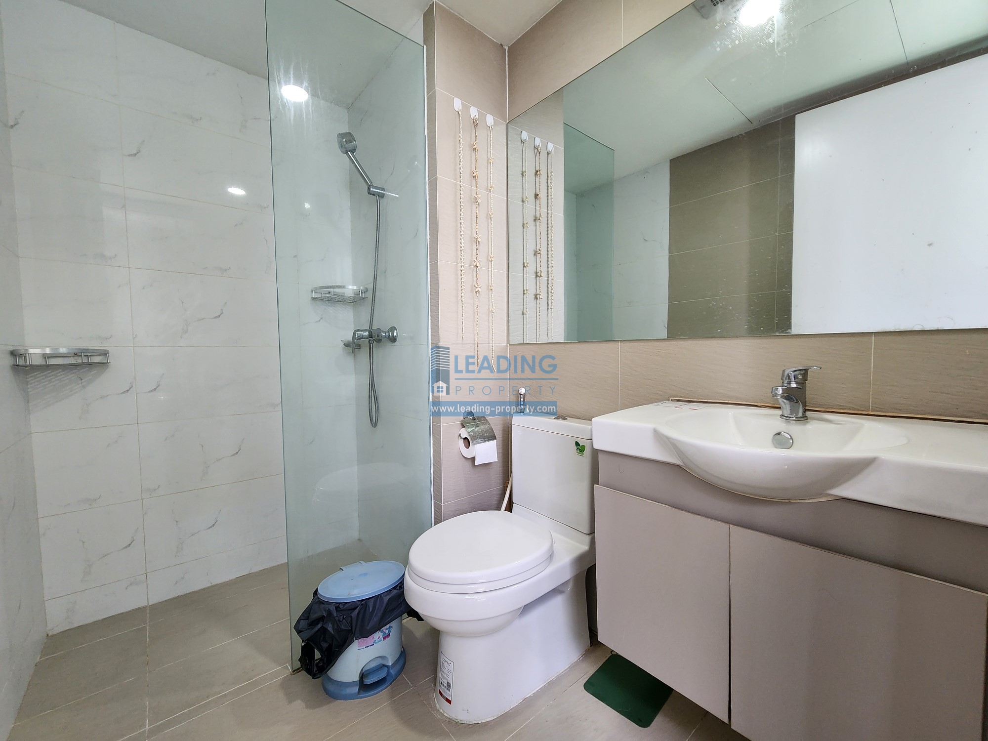 N1004 - 3 Bedrooms - $1,200 - Tonle Basac