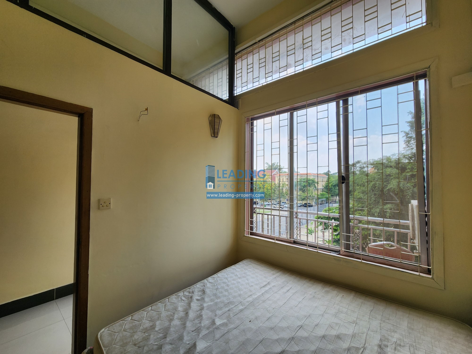 N589 - 1 Bedroom - $270 - Daun Penh