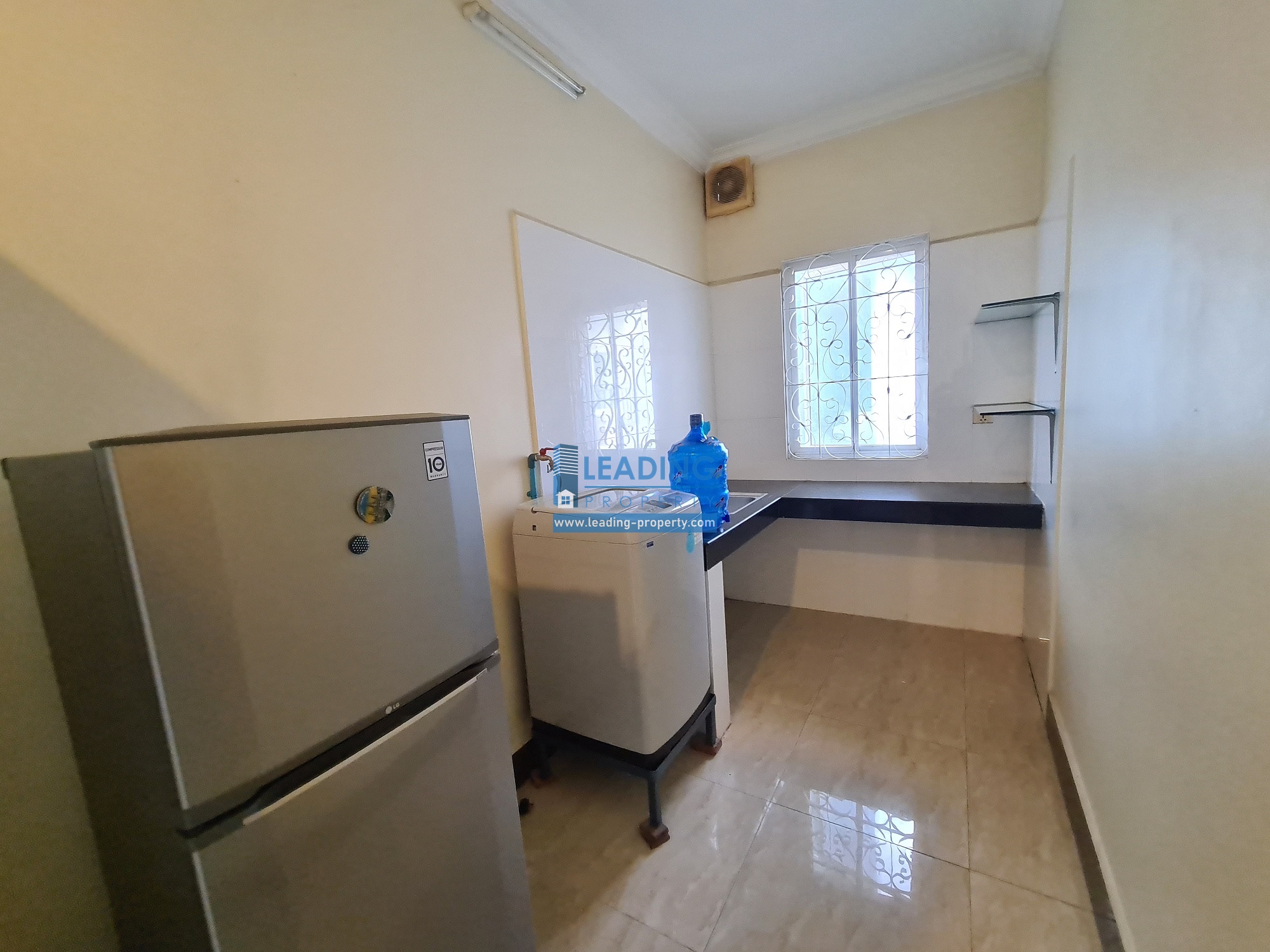 N330 - 2 Bedrooms - BKK3