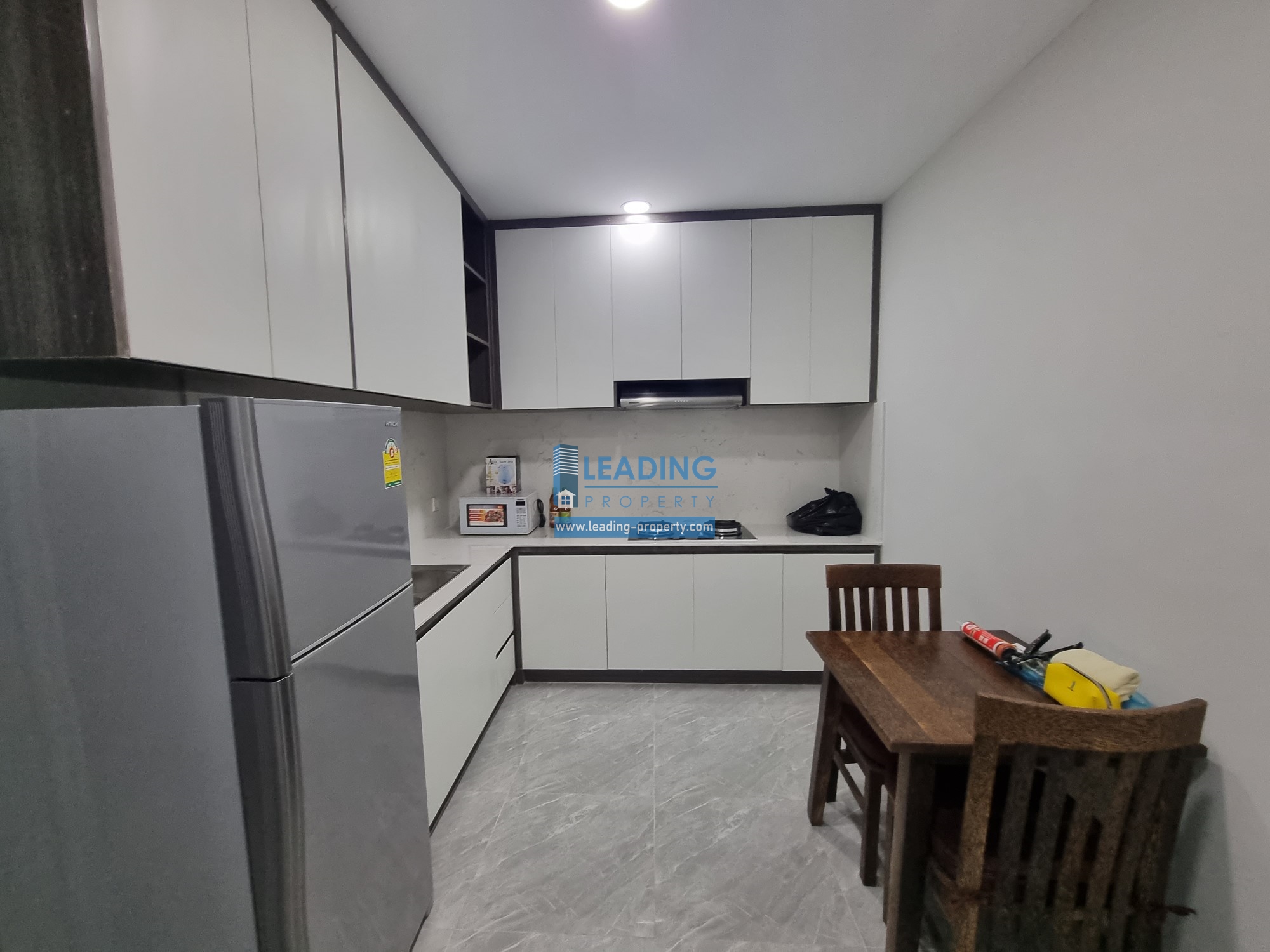 N400 - STUDIO - DAUN PENH