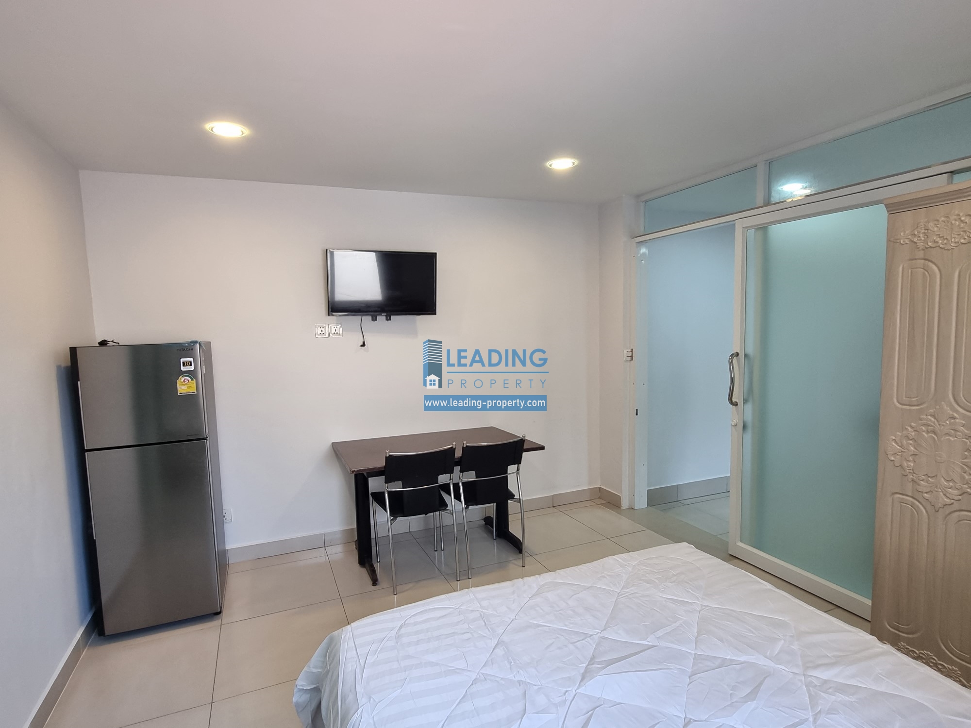 N197 - 1 BEDROOM - DAUN PENH