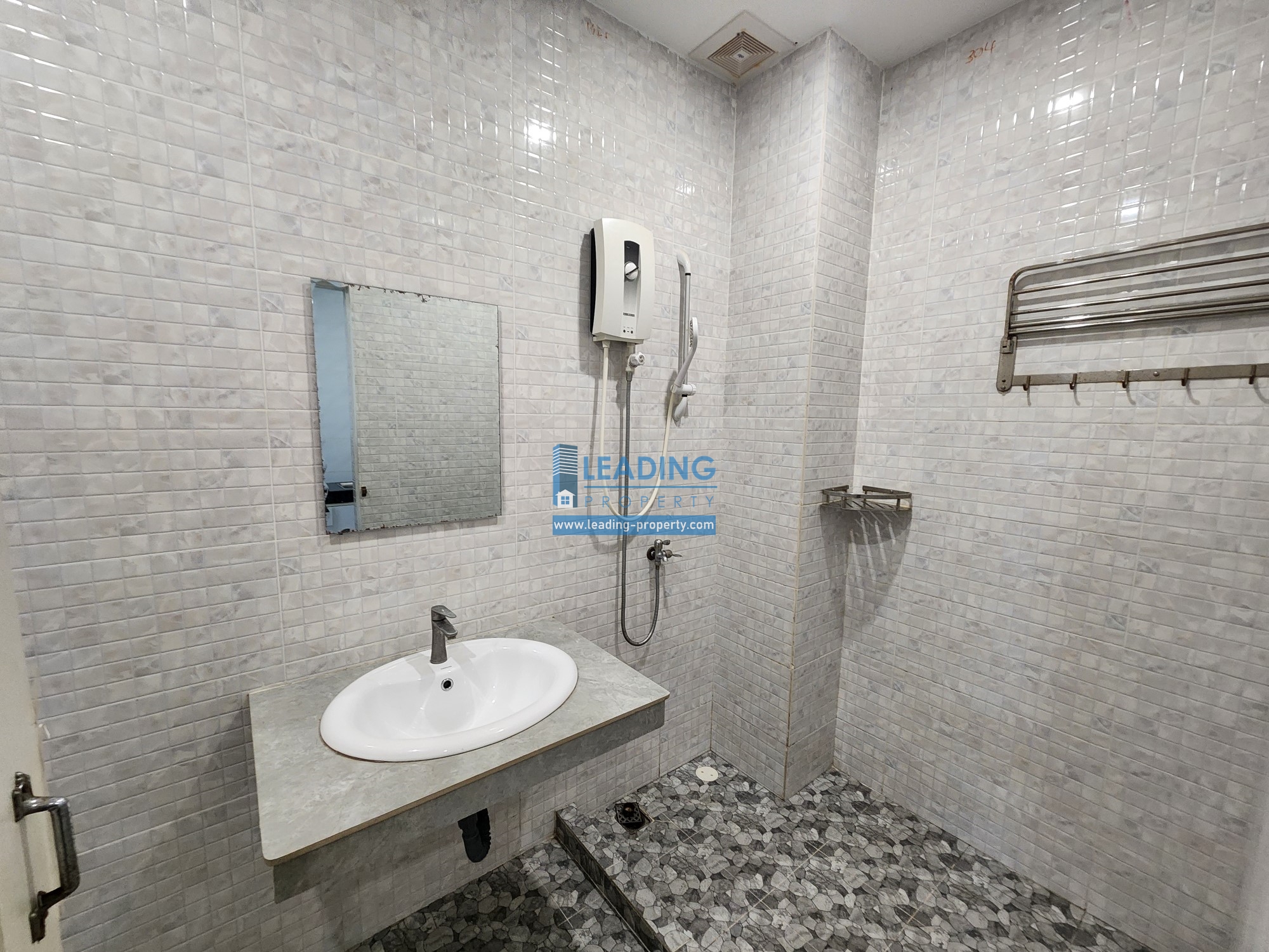 N1015 - 1 BEDROOM - SEN SOK