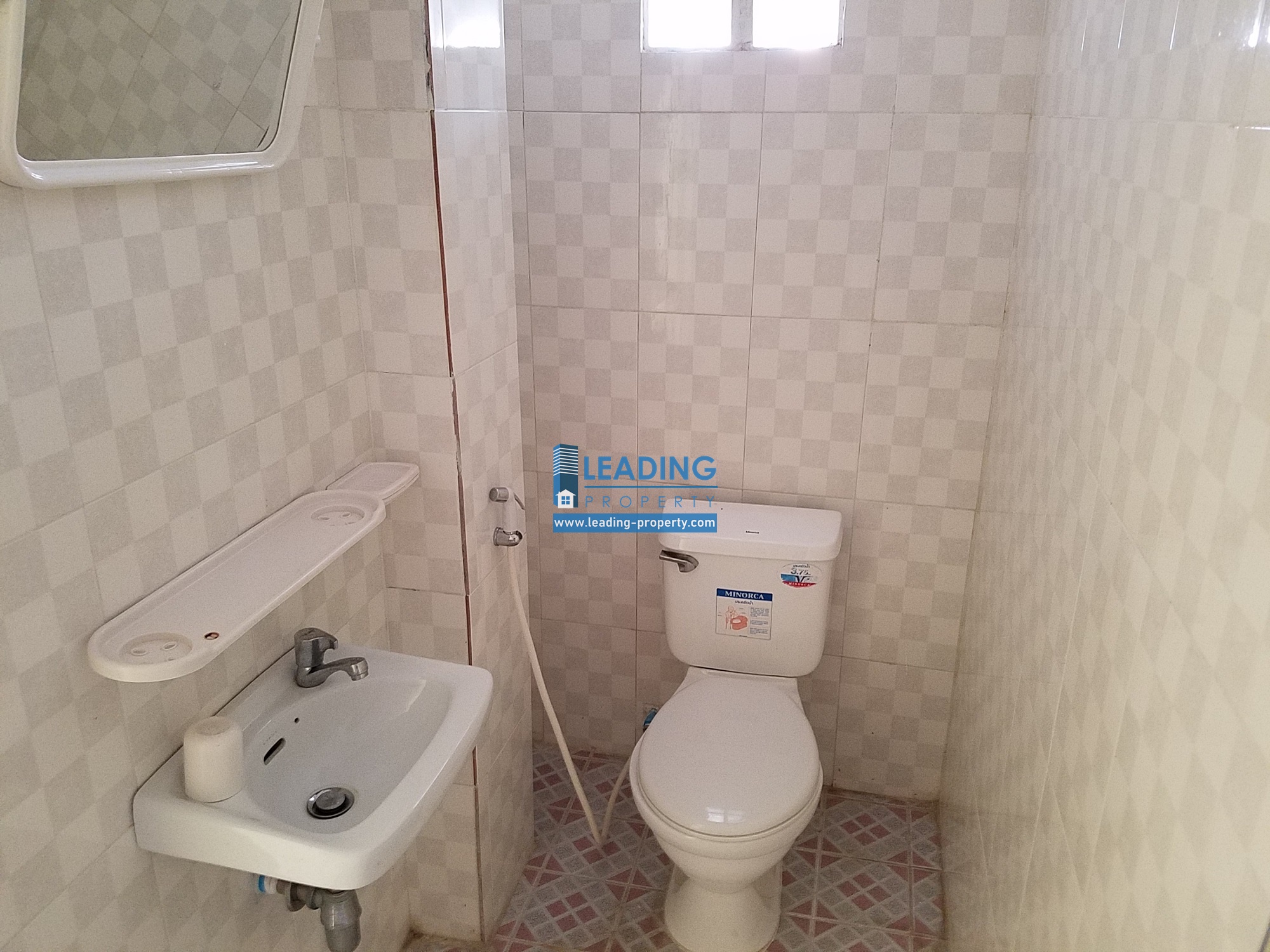 N054 - 1 BEDROOM - TONLE BASAC