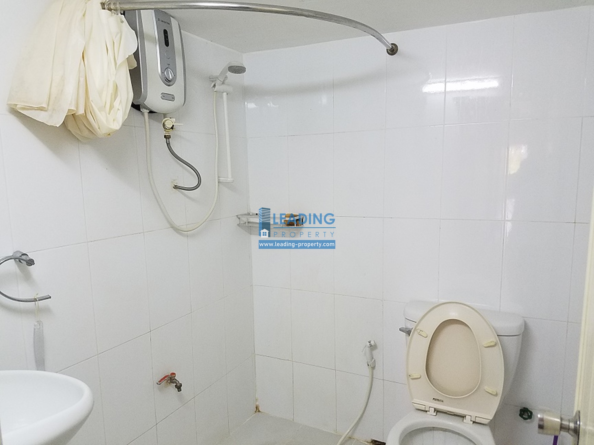 N175 - 2 BEDROOMS - DAUN PENH