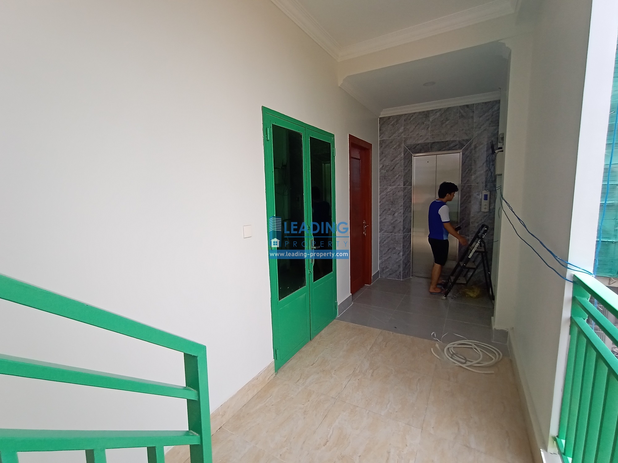 N071 - 1 BEDROOM - TONLE BASAC