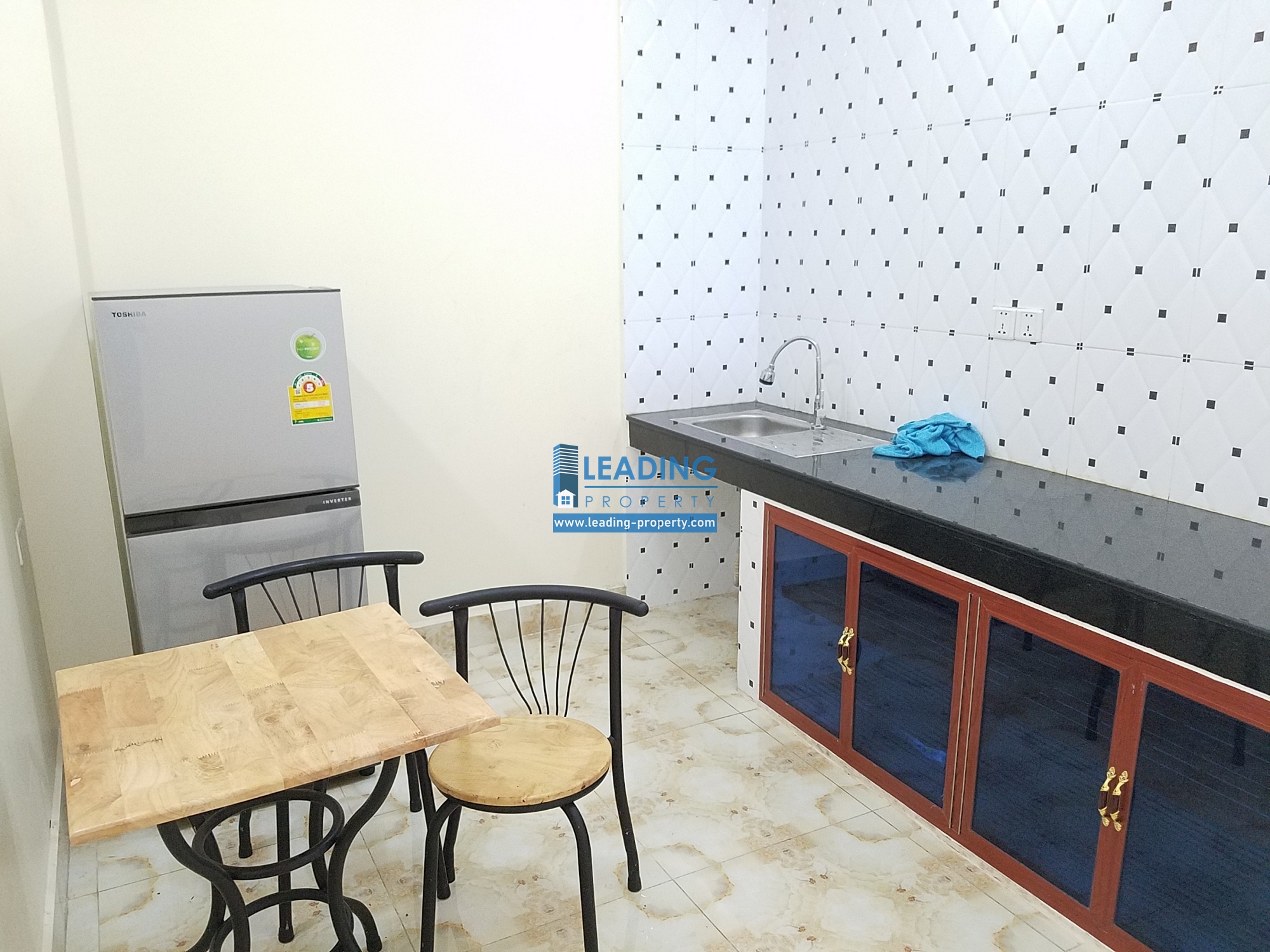 N076 - 2 BEDROOMS - DAUN PENH