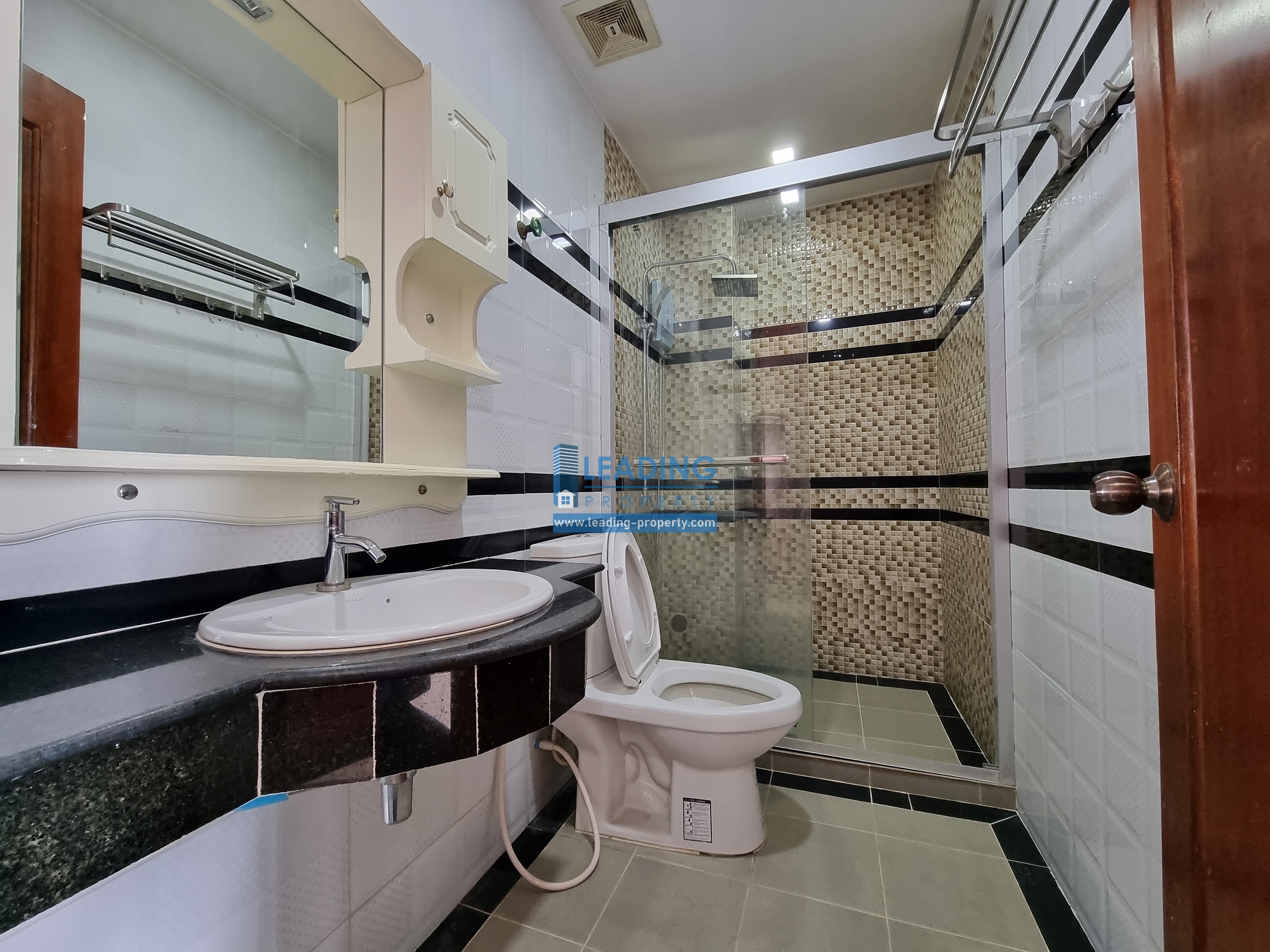 N520 - 1 BEDROOM - TOUL TOM PONG