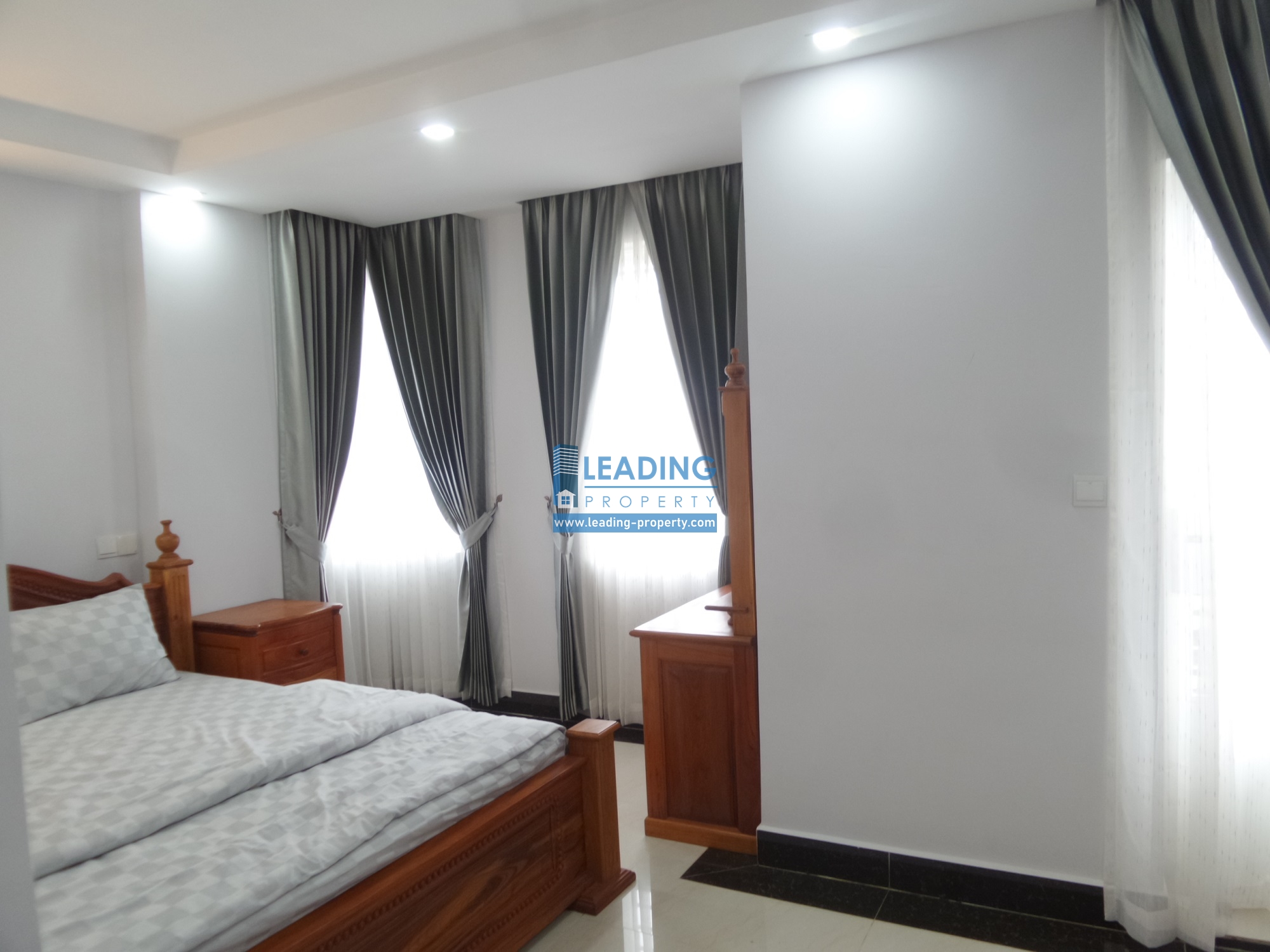 N520 - 1 BEDROOM - TOUL TOM PONG