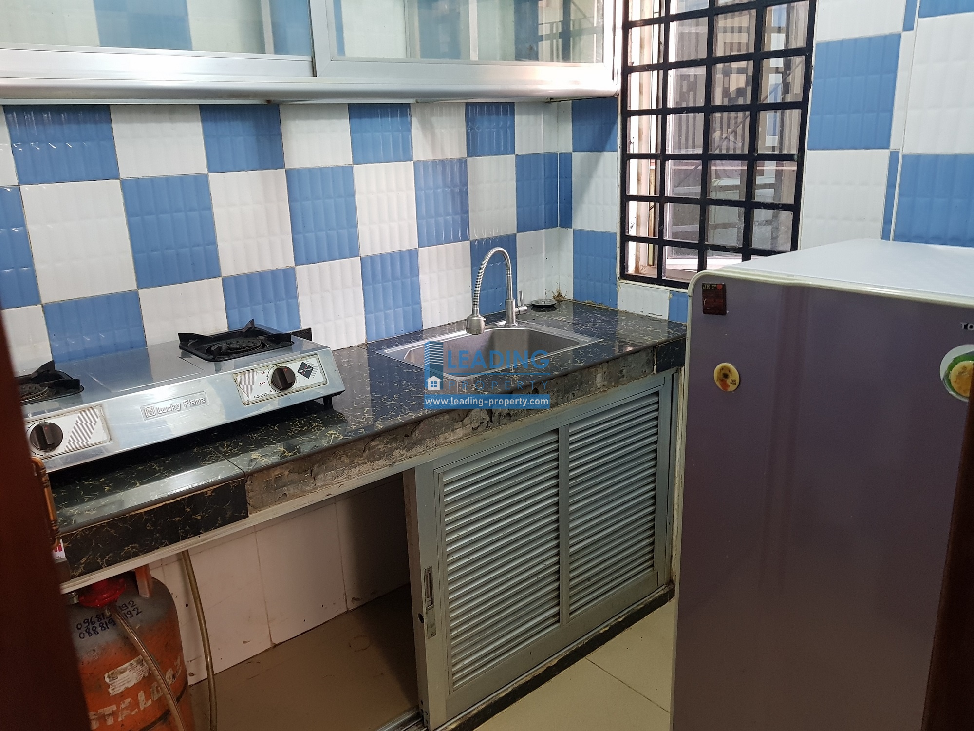 N596 - 2 BEDROOMS - TOUL TOM PONG