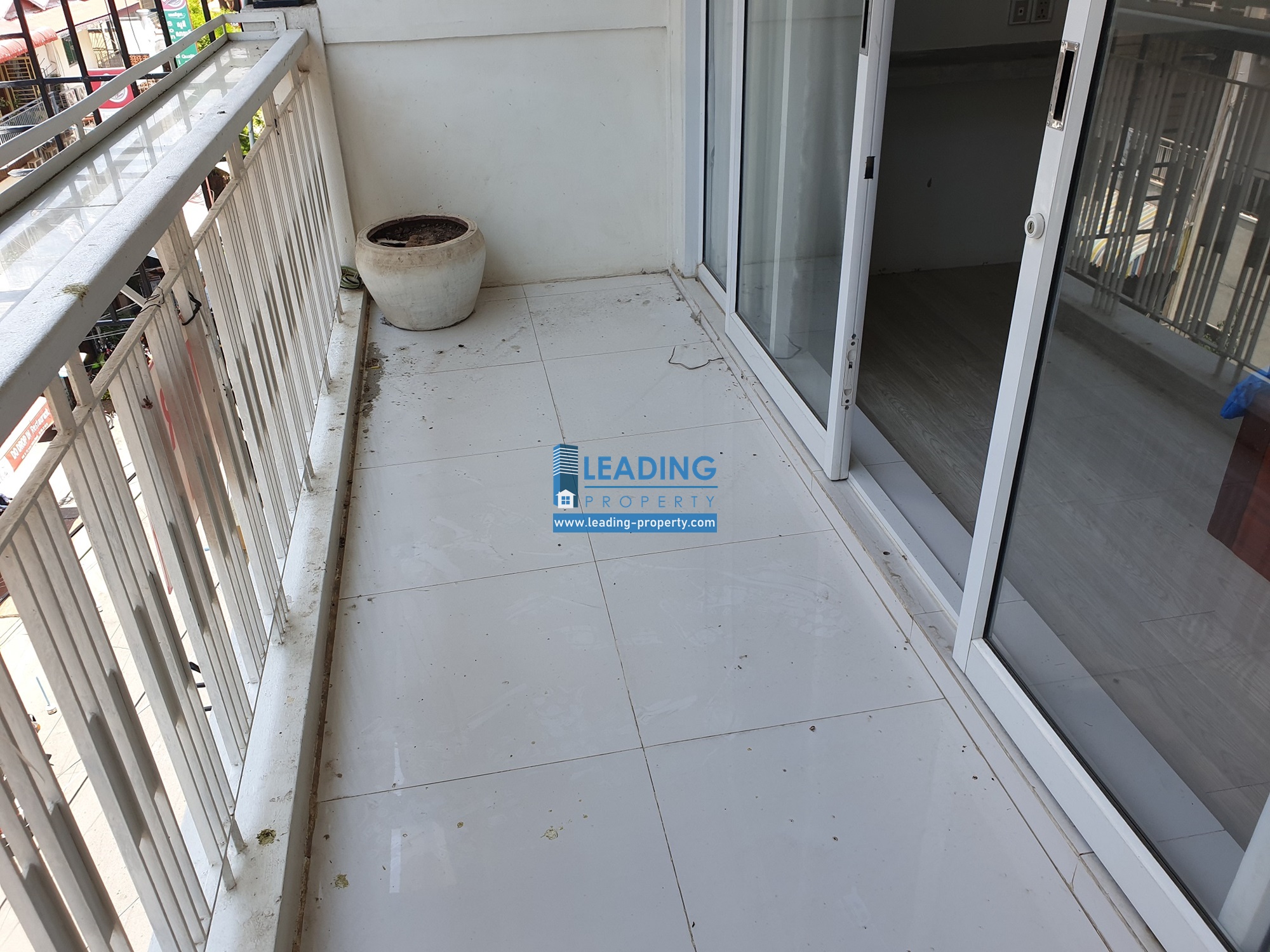 N124 - 2 BEDROOMS - DAUN PENH