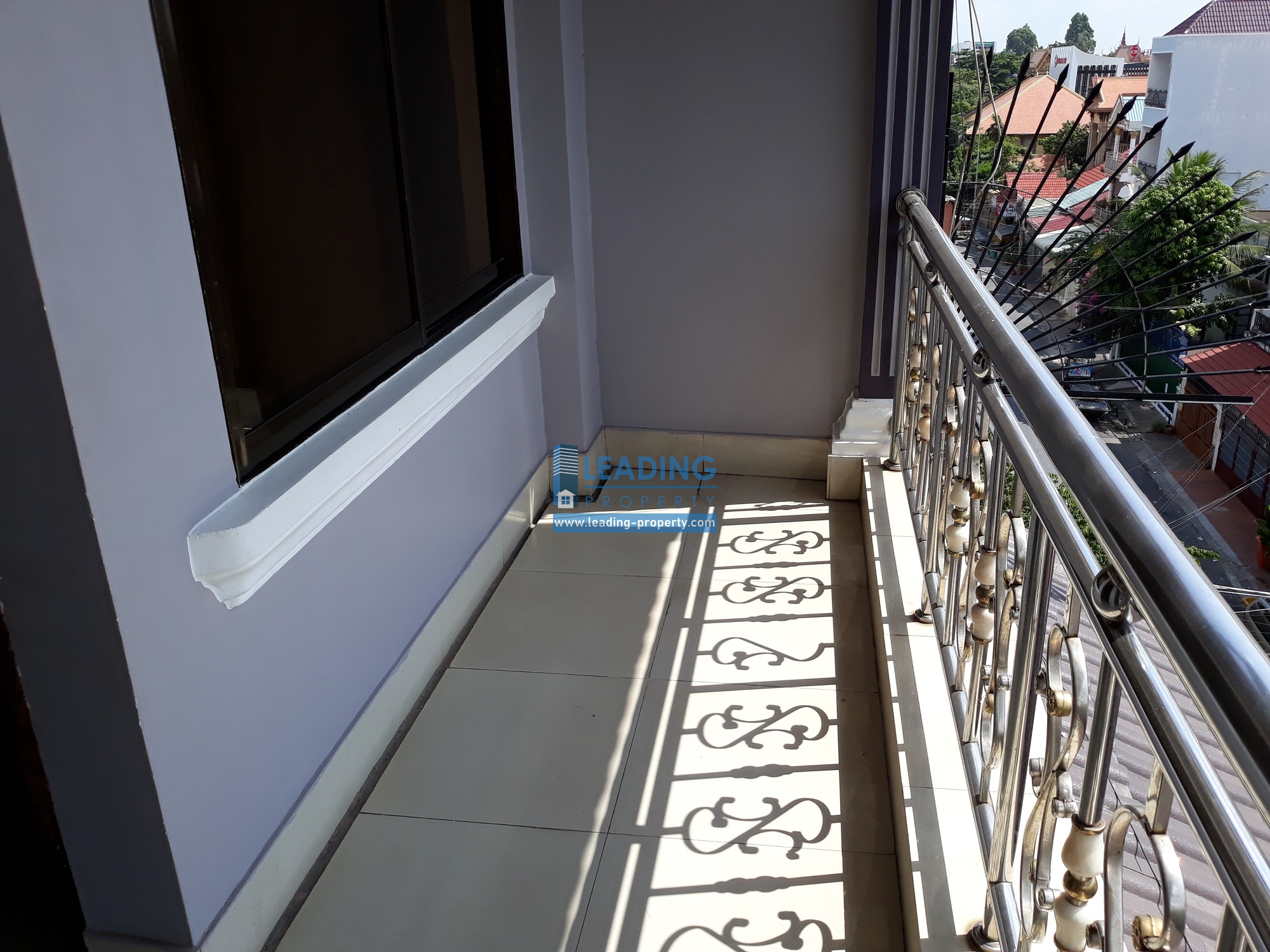 N183 - 2 BEDROOMS - DAUN PENH